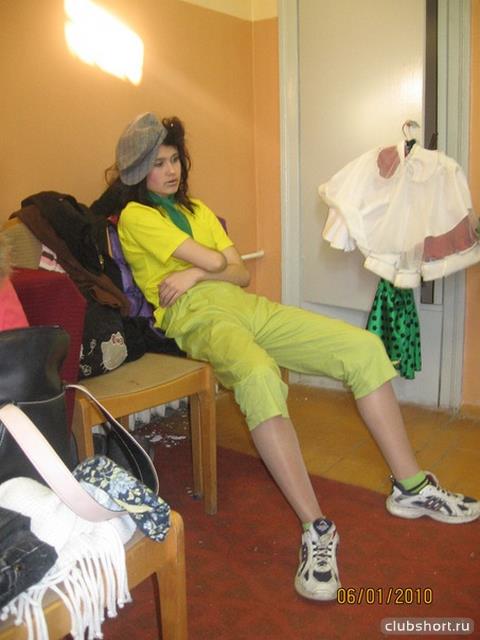 2555_womans-in-shorts-ru_34.jpg